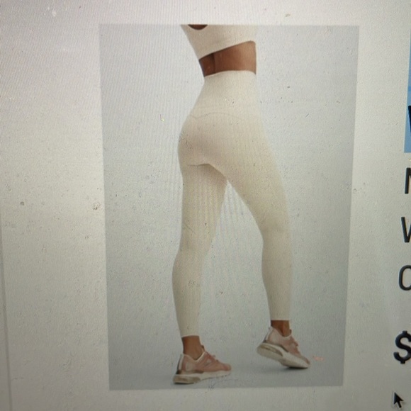 Fabletics Set - Picture 5 of 6